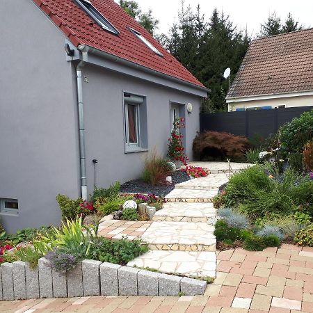 Gite Terre D'Helene 4 A 5 Pers Proche Strasbourg 42 M2, 3 Etoiles, Wifi, Paisible, Jardin, Proche Commerces,16 Atouts, Animaux Acceptes Berstett Luaran gambar