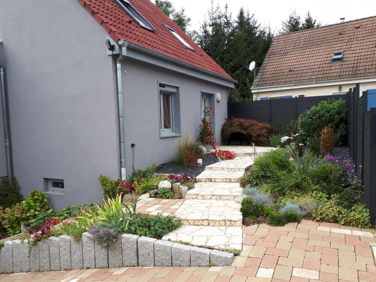 Gite Terre D'Helene 4 A 5 Pers Proche Strasbourg 42 M2, 3 Etoiles, Wifi, Paisible, Jardin, Proche Commerces,16 Atouts, Animaux Acceptes Berstett Luaran gambar